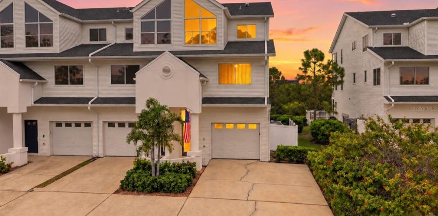 Touwnhouse à Seminole, Floride 3 chambres, 201.97 m2 № 2402803