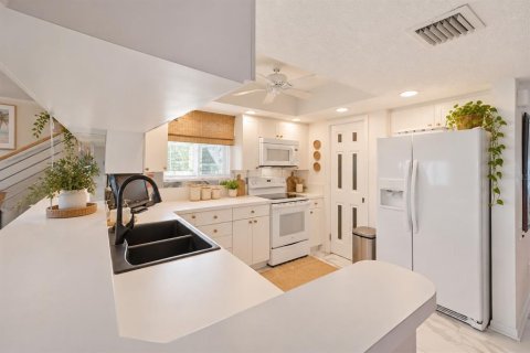 Touwnhouse à vendre à Seminole, Floride: 3 chambres, 201.97 m2 № 2402803 - photo 14