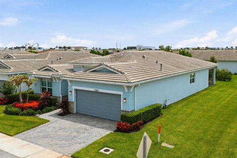 Casa en Port St. Lucie, Florida 3 dormitorios, 237.27 m2 № 2422874