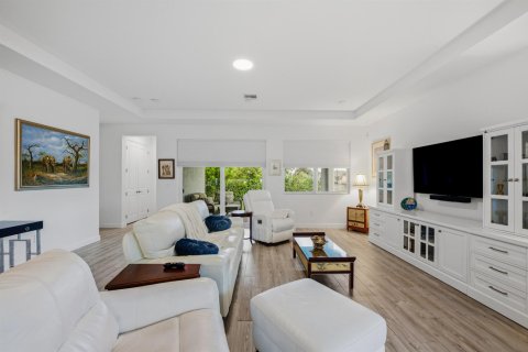 Casa en venta en Port St. Lucie, Florida, 3 dormitorios, 237.27 m2 № 2422874 - foto 13