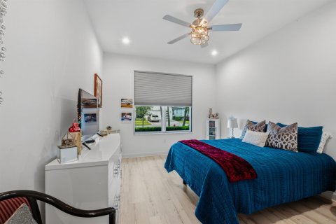 Casa en venta en Port St. Lucie, Florida, 3 dormitorios, 237.27 m2 № 2422874 - foto 21