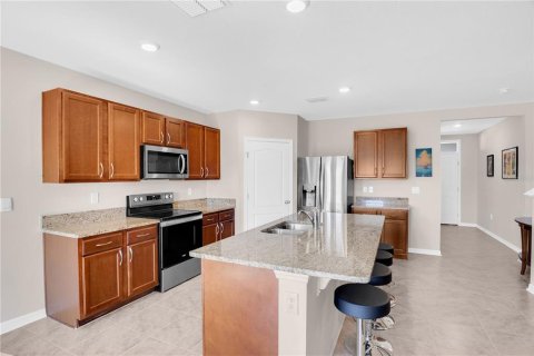 Casa en venta en Winter Haven, Florida, 5 dormitorios, 250.46 m2 № 2222979 - foto 8
