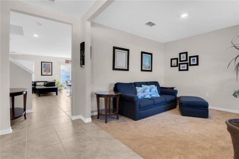 Casa en venta en Winter Haven, Florida, 5 dormitorios, 250.46 m2 № 2222979 - foto 5