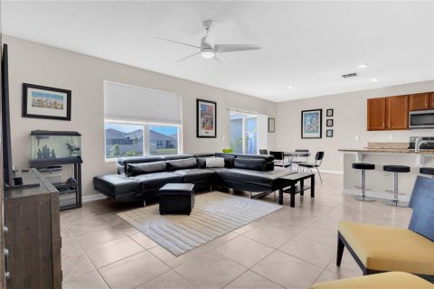 Casa en venta en Winter Haven, Florida, 5 dormitorios, 250.46 m2 № 2222979 - foto 4