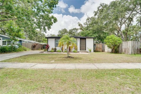 Casa en alquiler en Largo, Florida, 3 dormitorios, 98.2 m2 № 1913582 - foto 9
