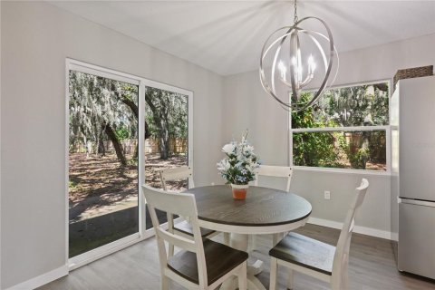 Villa ou maison à vendre à Hawthorne, Floride: 2 chambres, 176.89 m2 № 1900383 - photo 4