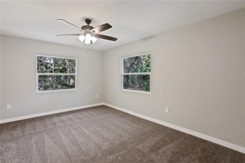 Villa ou maison à vendre à Hawthorne, Floride: 2 chambres, 176.89 m2 № 1900383 - photo 15
