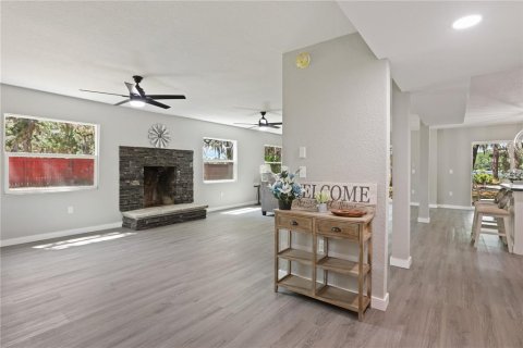 Villa ou maison à vendre à Hawthorne, Floride: 2 chambres, 176.89 m2 № 1900383 - photo 7