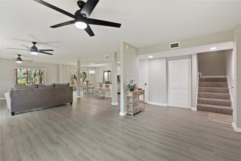 Villa ou maison à vendre à Hawthorne, Floride: 2 chambres, 176.89 m2 № 1900383 - photo 6