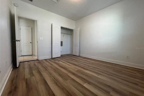 Снять в аренду квартиру в Орландо, Флорида 3 комнаты, 65.03м2, № 2150565 - фото 6