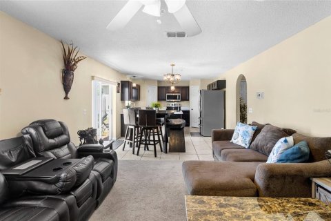 Casa en venta en Gibsonton, Florida, 4 dormitorios, 262.45 m2 № 1910858 - foto 11