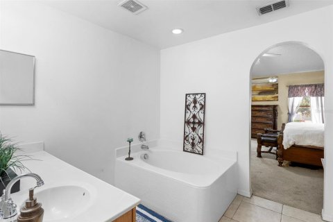 Casa en venta en Gibsonton, Florida, 4 dormitorios, 262.45 m2 № 1910858 - foto 22