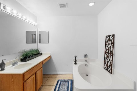 Casa en venta en Gibsonton, Florida, 4 dormitorios, 262.45 m2 № 1910858 - foto 23