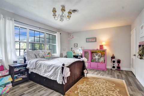 House in Fort Lauderdale, Florida 3 bedrooms, 257.15 sq.m. № 2181591 - photo 25