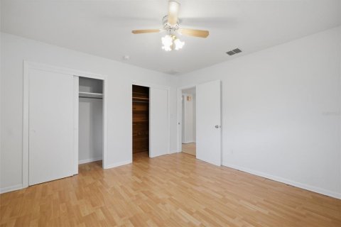 House in Dunedin, Florida 2 bedrooms, 133.13 sq.m. № 2400342 - photo 14