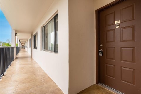 Copropriété à vendre à Tamarac, Floride: 2 chambres, 114.08 m2 № 1937823 - photo 25