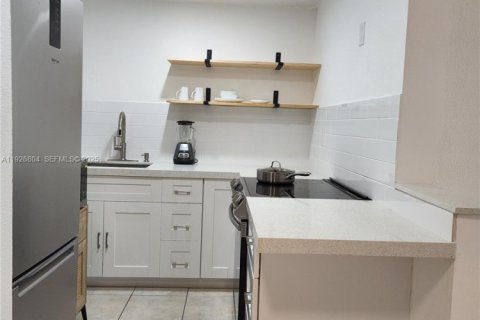 Снять в аренду кондоминиум в Хайалиа, Флорида 1 спальня, 55.74м2, № 1986874 - фото 4