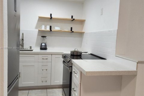 Снять в аренду кондоминиум в Хайалиа, Флорида 1 спальня, 55.74м2, № 1986874 - фото 5