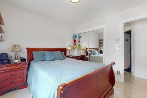 Купить виллу или дом в Майами, Флорида 4 спальни, 176.89м2, № 2154464 - фото 19