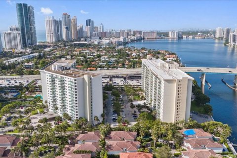 Copropriété à louer à Sunny Isles Beach, Floride: 1 chambre, 93.37 m2 № 1946865 - photo 3