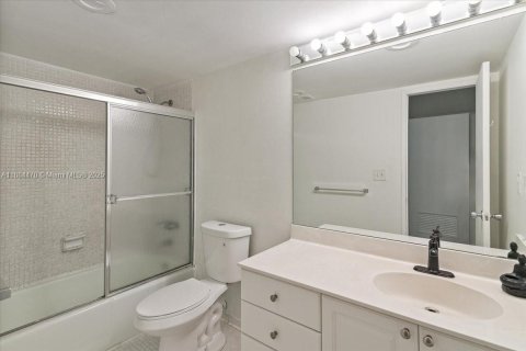Copropriété à louer à Sunny Isles Beach, Floride: 1 chambre, 93.37 m2 № 1946865 - photo 27