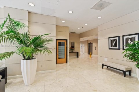 Copropriété à louer à Sunny Isles Beach, Floride: 1 chambre, 93.37 m2 № 1946865 - photo 12