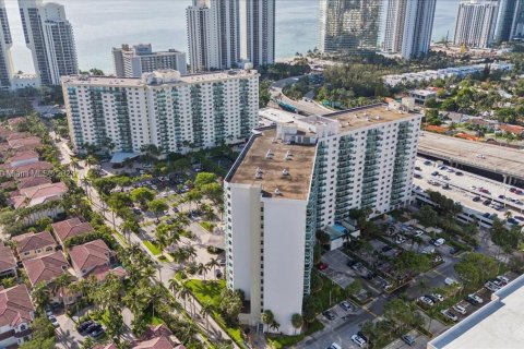 Copropriété à louer à Sunny Isles Beach, Floride: 1 chambre, 93.37 m2 № 1946865 - photo 5