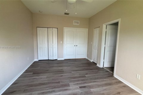 House in West Palm Beach, Florida 3 bedrooms, 146.6 sq.m. № 1887858 - photo 12