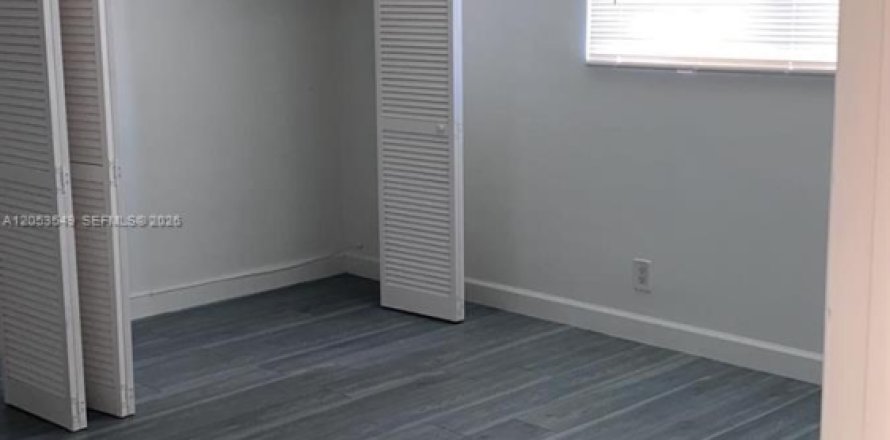 Apartamento en Hollywood, Florida 1 dormitorio № 2179426