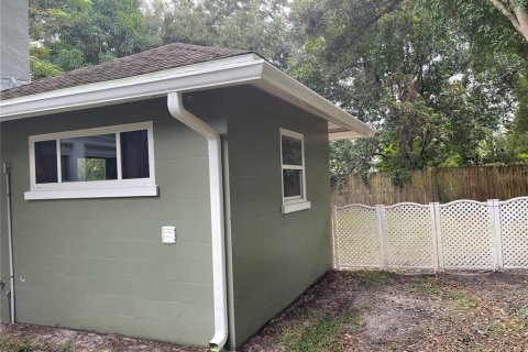 Villa ou maison à louer à Winter Haven, Floride: 3 chambres, 159.98 m2 № 1832071 - photo 9