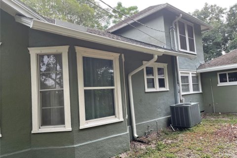 Villa ou maison à louer à Winter Haven, Floride: 3 chambres, 159.98 m2 № 1832071 - photo 11