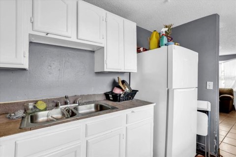 Propiedad comercial en venta en Bradenton, Florida, 6 dormitorios, 175.59 m2 № 2299615 - foto 23