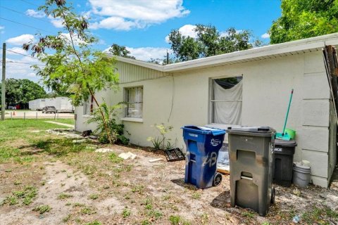 Propiedad comercial en venta en Bradenton, Florida, 6 dormitorios, 175.59 m2 № 2299615 - foto 4