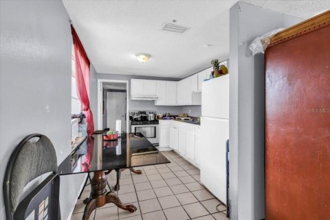 Propiedad comercial en venta en Bradenton, Florida, 6 dormitorios, 175.59 m2 № 2299615 - foto 20