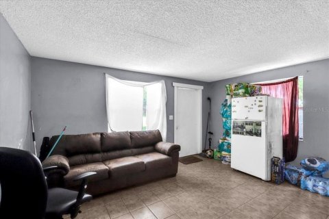 Propiedad comercial en venta en Bradenton, Florida, 6 dormitorios, 175.59 m2 № 2299615 - foto 7