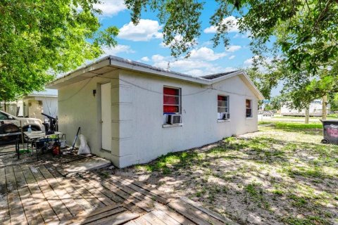 Propiedad comercial en venta en Bradenton, Florida, 6 dormitorios, 175.59 m2 № 2299615 - foto 5