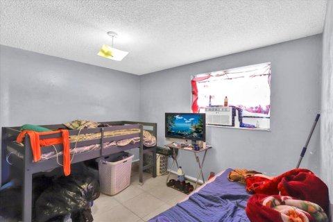 Propiedad comercial en venta en Bradenton, Florida, 6 dormitorios, 175.59 m2 № 2299615 - foto 11
