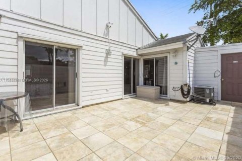 Copropriété à vendre à Miami, Floride: 1 chambre, 64.47 m2 № 2004413 - photo 3