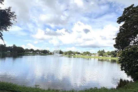 Condominio en venta en Saint Petersburg, Florida, 2 dormitorios, 78.97 m2 № 2211913 - foto 20
