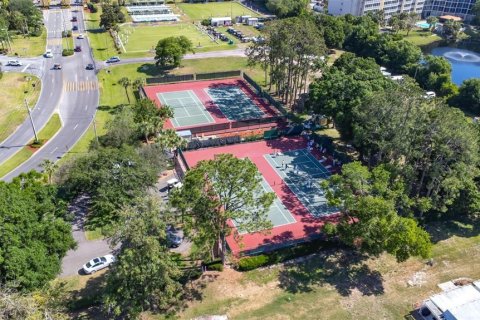 Condo in Sun City Center, Florida, 1 bedroom  № 2217745 - photo 11