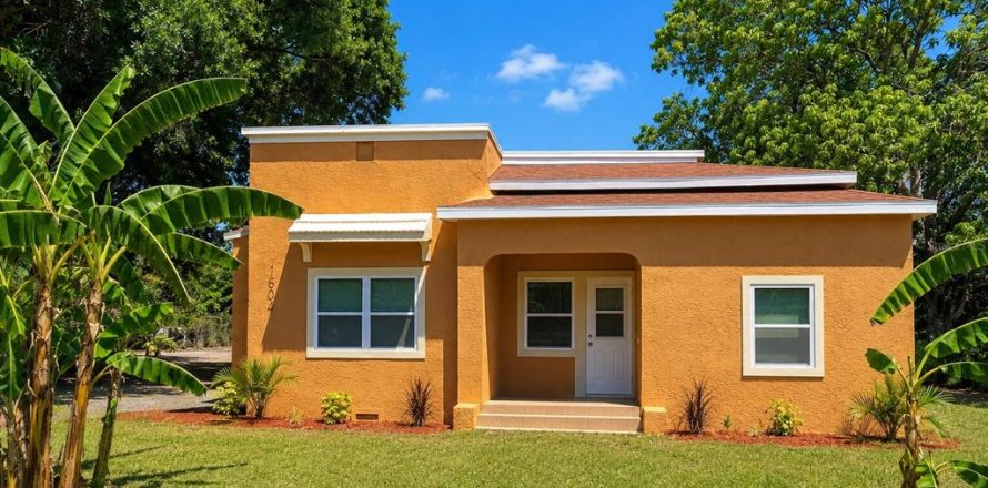 Casa en St. Lucie, Florida 3 dormitorios, 126.16 m2 № 2157446