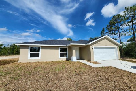 House in Dunnellon, Florida 3 bedrooms, 129.51 sq.m. № 1795676 - photo 1