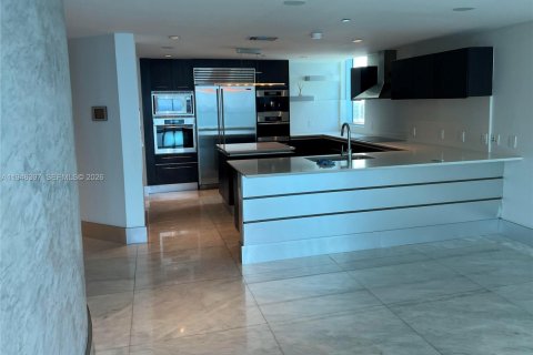 Купить кондоминиум в Санни-Айлс-Бич, Флорида 4 спальни, 222.41м2, № 2003449 - фото 14