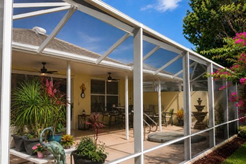 House in Hobe Sound, Florida 3 bedrooms, 187.38 sq.m. № 2301853 - photo 3
