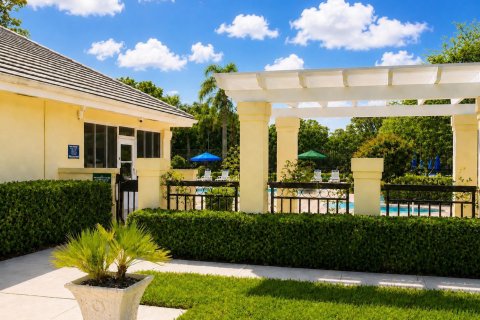House in Hobe Sound, Florida 3 bedrooms, 187.38 sq.m. № 2301853 - photo 21