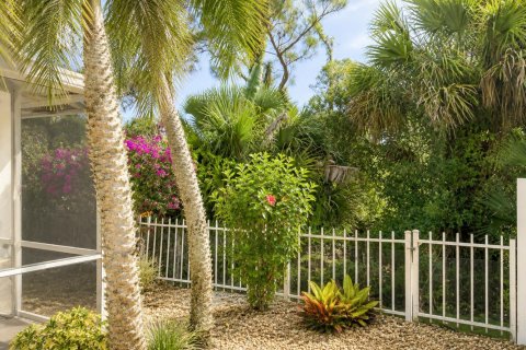 House in Hobe Sound, Florida 3 bedrooms, 187.38 sq.m. № 2301853 - photo 17