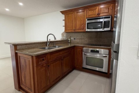 Touwnhouse à louer à Miami, Floride: 3 chambres, 121.52 m2 № 2414156 - photo 12