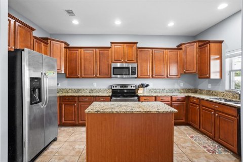 House in Wimauma, Florida 4 bedrooms, 230.58 sq.m. № 1443791 - photo 9