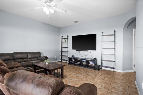 House in Wimauma, Florida 4 bedrooms, 230.58 sq.m. № 1443791 - photo 4