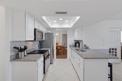 Villa ou maison à vendre à Spring Hill, Floride: 2 chambres, 173.36 m2 № 2237159 - photo 14